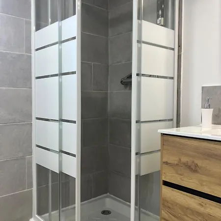 30m2 Jacuzzi Privatif Ferme Independante Parking 10min Agen Appartement